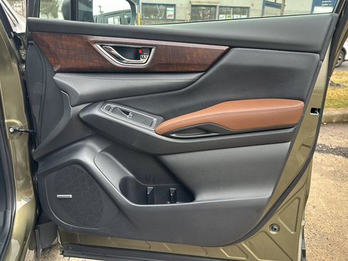 Used 2025 Subaru Ascent Touring w/ Popular Package #1 image 19