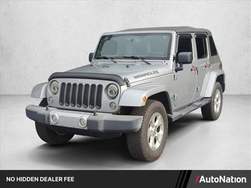 Used 2015 Jeep Wrangler Unlimited Sahara w/ Connectivity Group AWD/4WD image 1