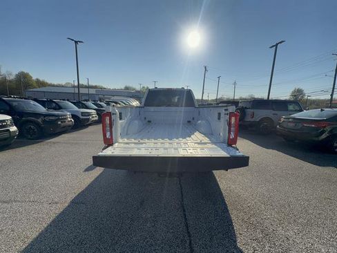Certified 2025 Ford F250 XLT AWD/4WD image 4