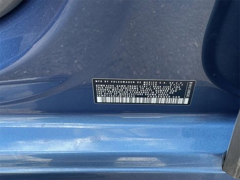 Used 2018 Volkswagen Golf SE image 38