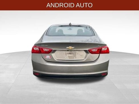 Used 2017 Chevrolet Malibu LT image 6
