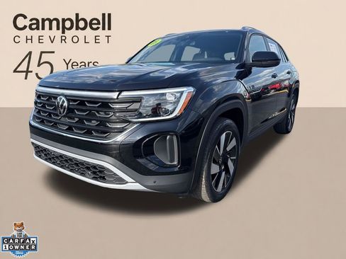 Used 2025 Volkswagen Atlas Cross Sport SE FWD image 1