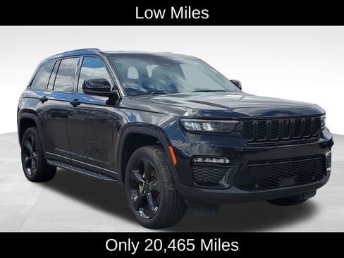 Used 2024 Jeep Grand Cherokee Limited w/ Luxury Tech Group II AWD/4WD image 2