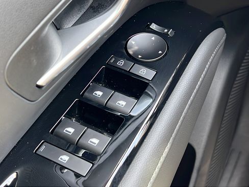 Certified 2025 Hyundai Santa Cruz Limited AWD/4WD image 21
