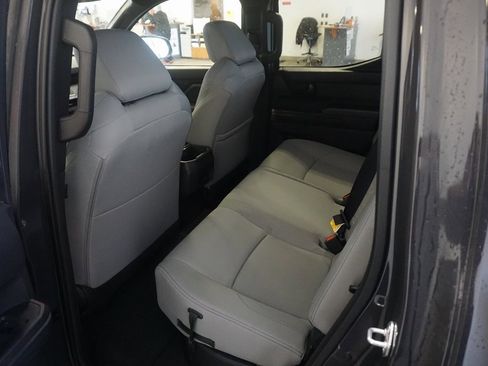 Used 2025 Toyota Tacoma SR5 image 18