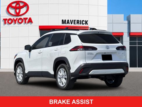New 2026 Toyota Corolla Cross LE w/ Moonroof Package FWD image 3