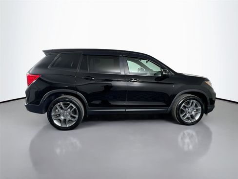 Used 2023 Honda Passport EX-L image 7