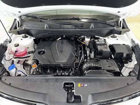 Used 2025 Kia Sportage EX FWD image 33