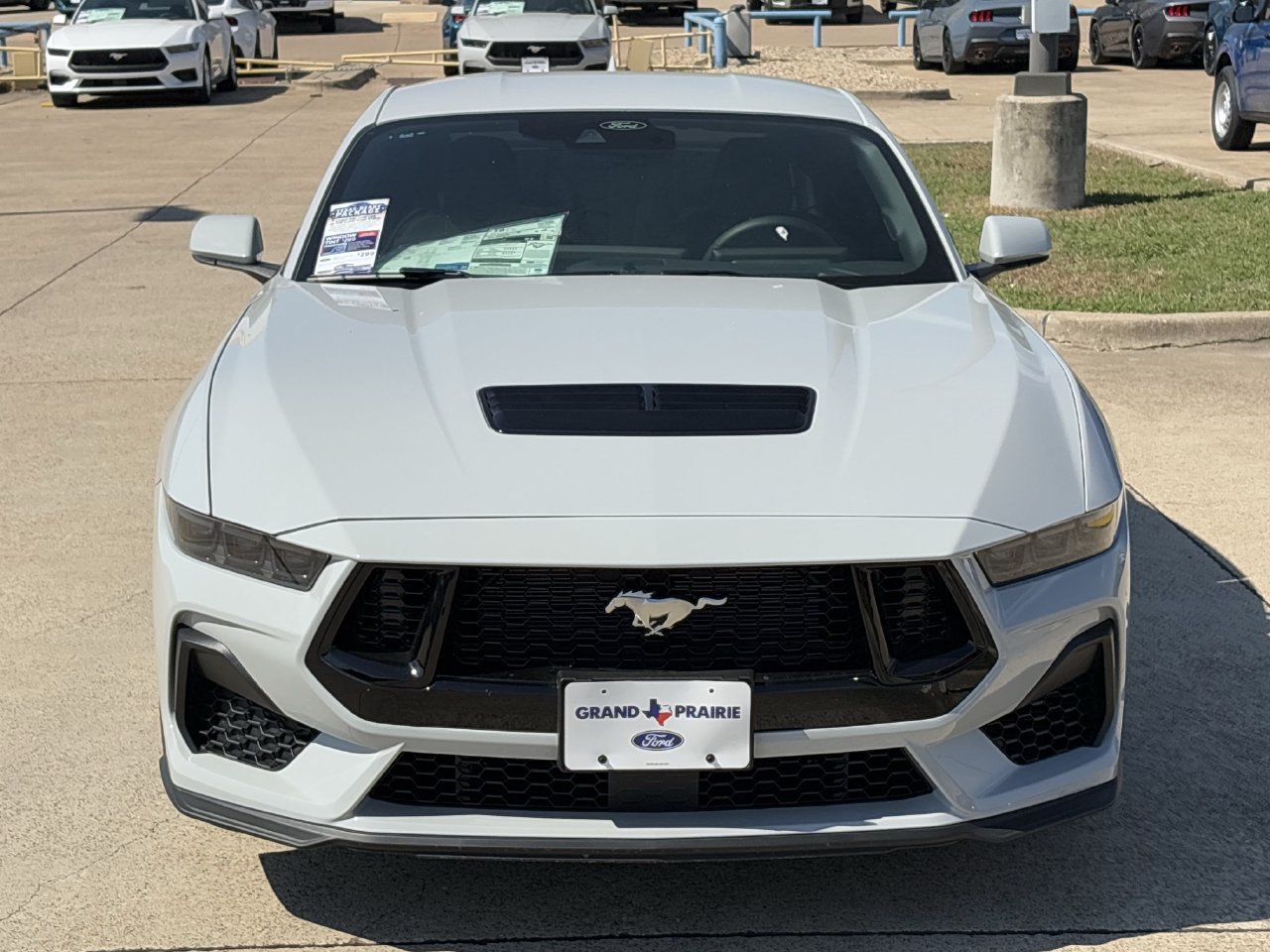 New 2026 Ford Mustang GT w/ GT Performance Package RWD image 8