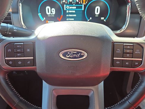 Used 2022 Ford F150 Lariat image 16