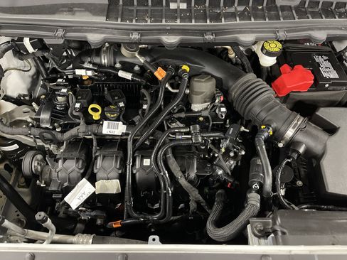 Used 2024 Ford Edge SEL image 16