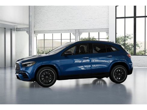 New 2025 Mercedes-Benz GLA 35 AMG 4MATIC image 39