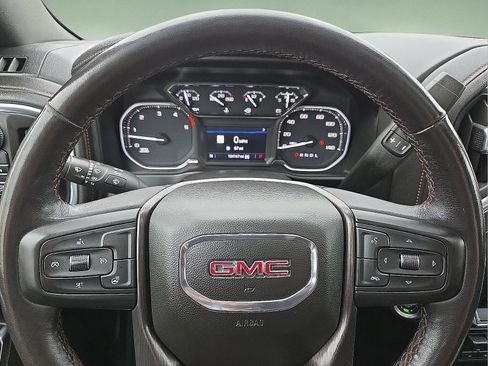 Used 2022 GMC Sierra 2500 AT4 w/ AT4 Preferred Package AWD/4WD image 24