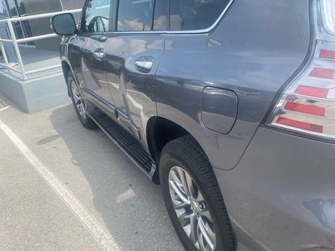 Used 2018 Lexus GX 460 Luxury AWD/4WD image 4