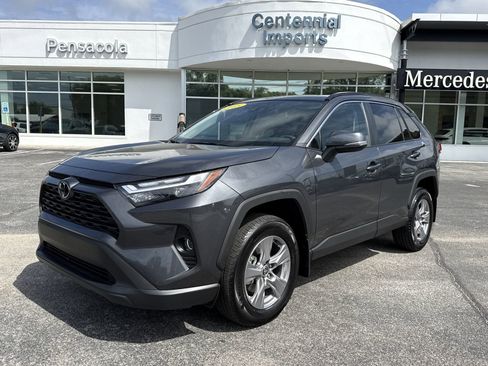 Used 2025 Toyota RAV4 XLE w/ Convenience Package FWD image 1