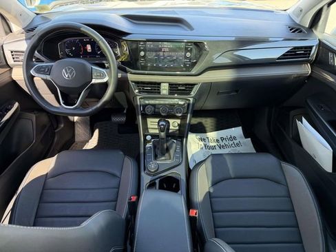 Certified 2022 Volkswagen Taos SEL AWD/4WD image 14