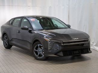 New 2025 Kia K4 LXS video 1