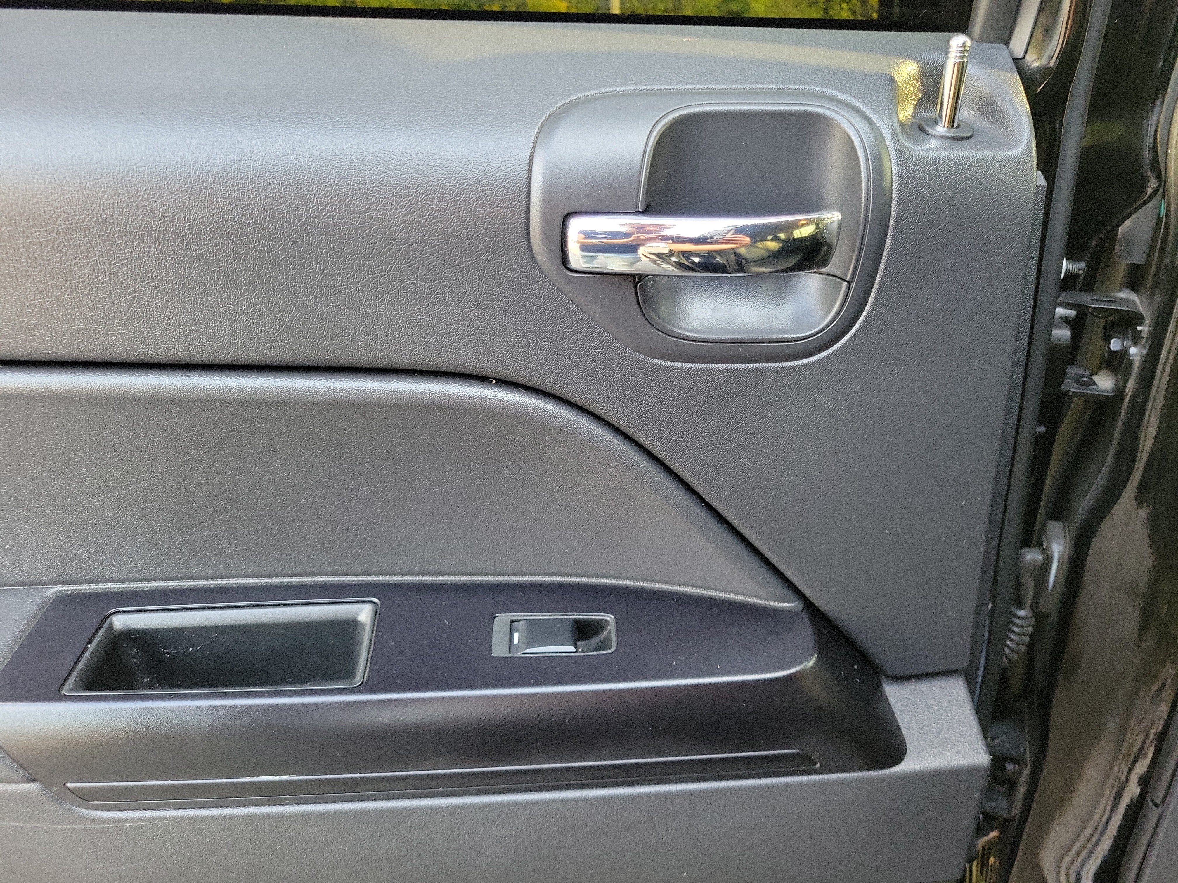 Used 2016 Jeep Patriot High Altitude FWD image 12