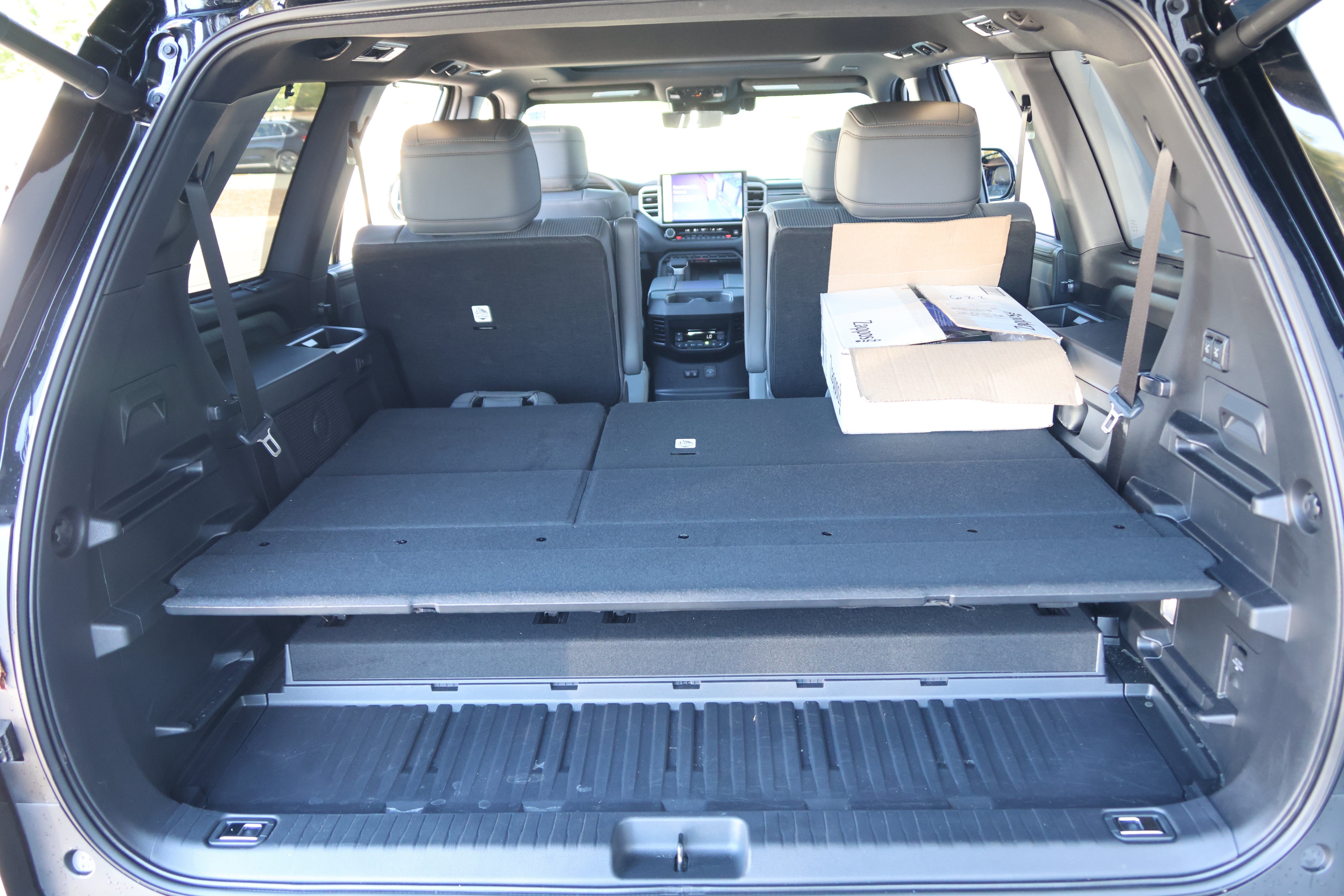 Used 2026 Toyota Sequoia Capstone AWD/4WD image 37