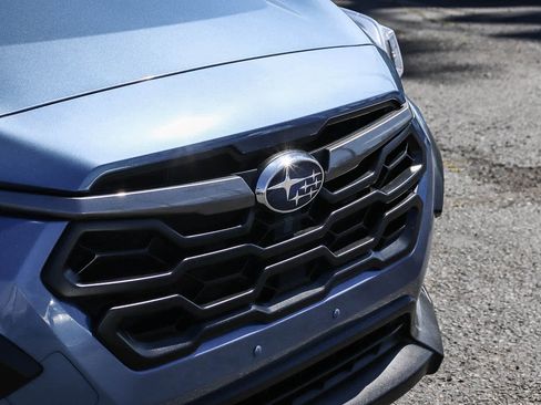 Used 2024 Subaru Crosstrek 2.0i Premium image 5