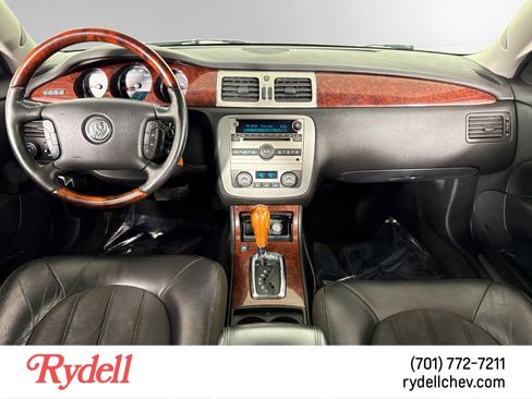 Used 2009 Buick Lucerne Super image 12