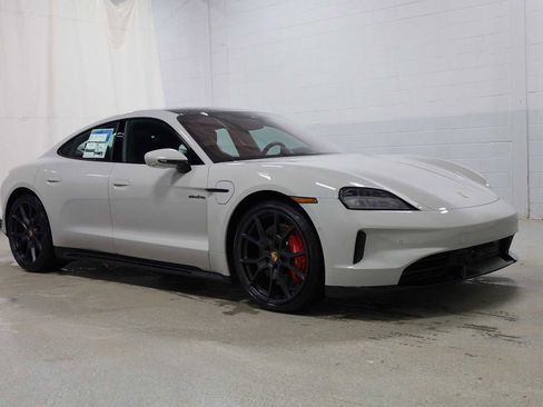 New 2026 Porsche Taycan GTS image 13