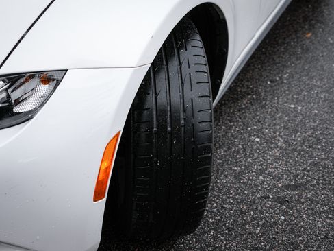 Used 2017 MAZDA MX-5 Miata RF Grand Touring image 12