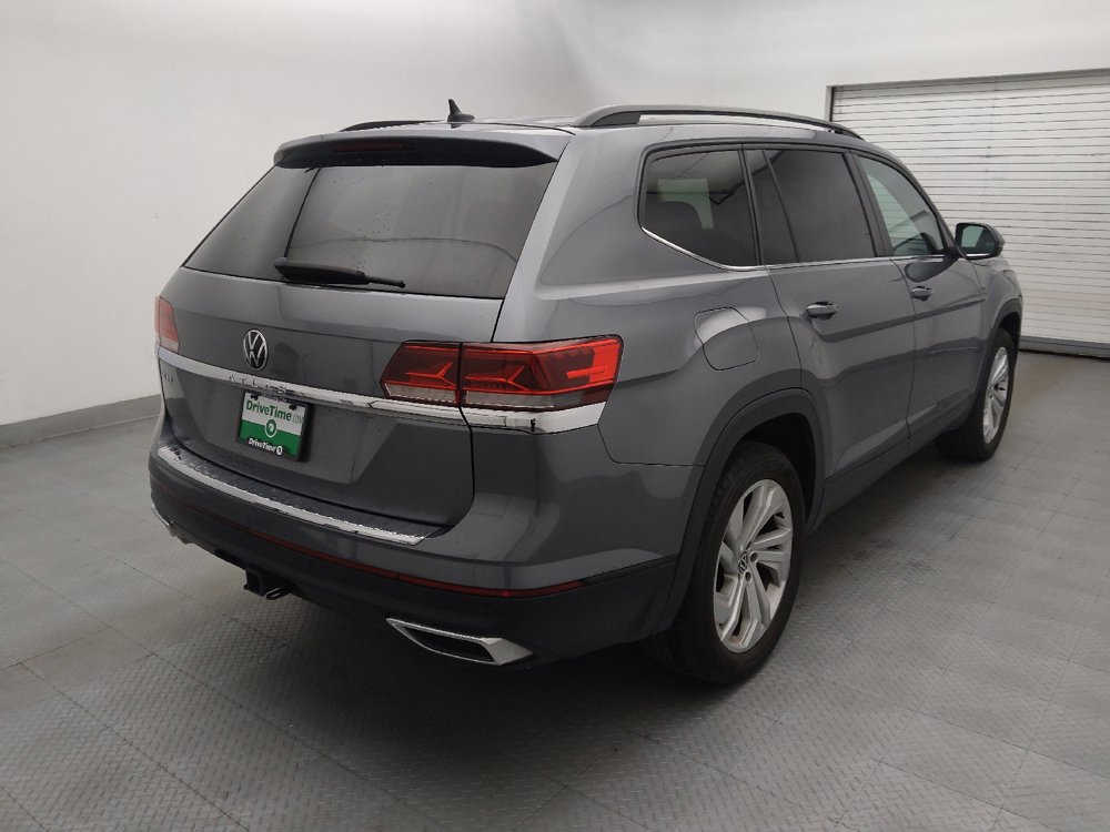 Used 2023 Volkswagen Atlas SE w/ Panoramic Sunroof Package FWD image 9
