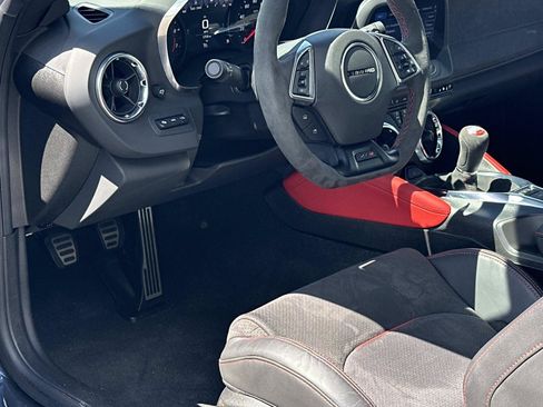 Used 2023 Chevrolet Camaro ZL1 RWD image 18