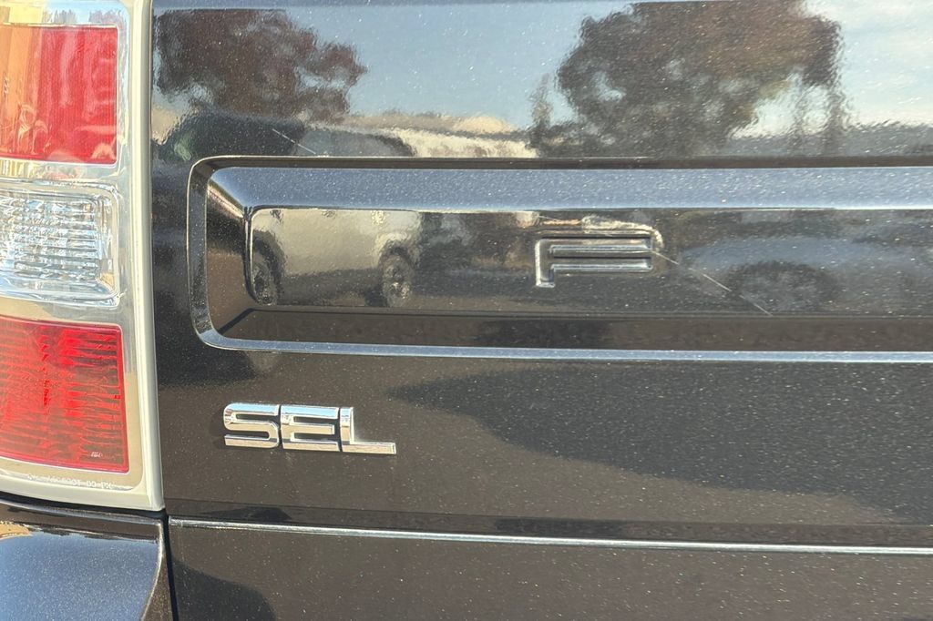 Used 2014 Ford Flex SEL w/ Equipment Group 202A AWD/4WD image 23