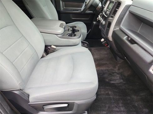 Used 2015 RAM 2500 Tradesman w/ Chrome Appearance Group image 24