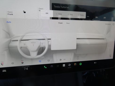 Used 2023 Tesla Model 3 Standard Range image 19