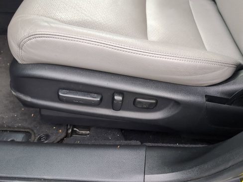 Used 2017 Honda Accord EX-L image 18