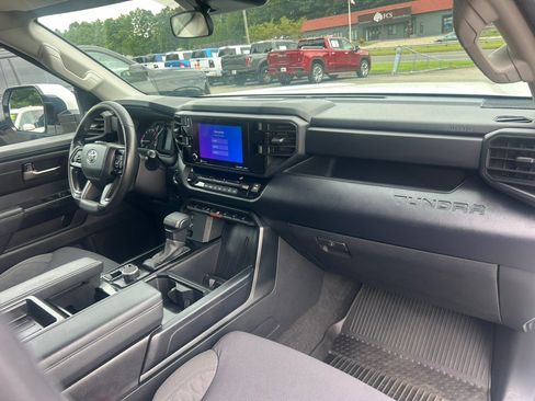 Used 2023 Toyota Tundra SR5 w/ SR5 Convenience Package AWD/4WD image 25