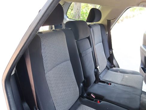 Used 2014 Toyota 4Runner SR5 image 19