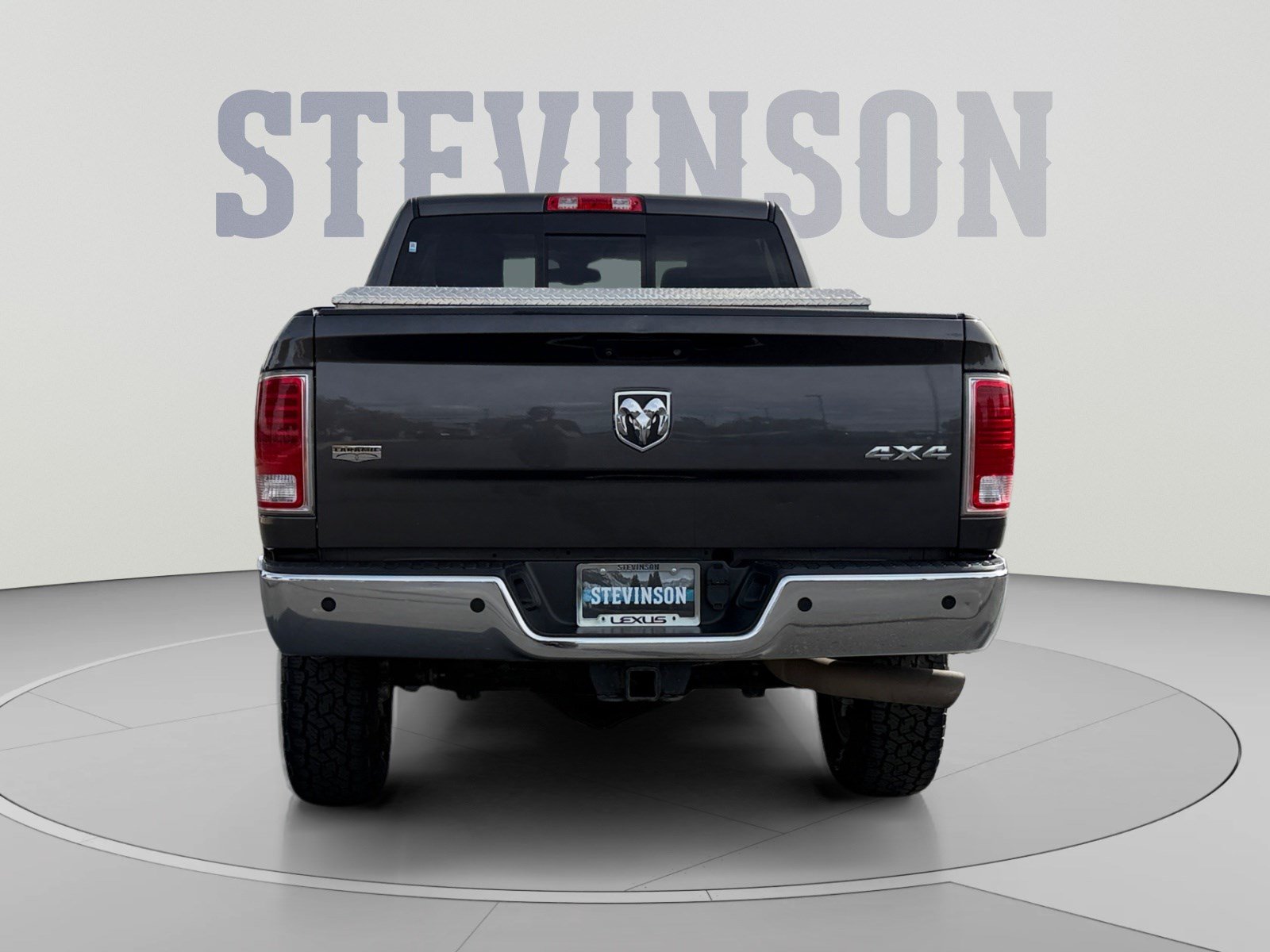Used 2015 RAM 2500 Laramie w/ Convenience Group AWD/4WD image 4