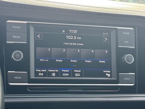 Used 2023 Volkswagen Jetta Sport image 19