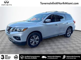 Used 2019 Nissan Pathfinder S video 1