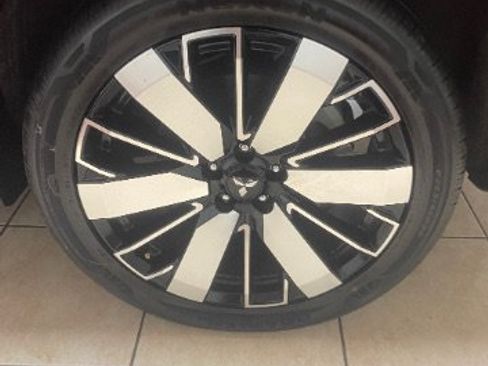 Used 2025 Mitsubishi Outlander SE FWD image 27