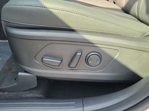New 2026 Kia Sorento X-Line EX AWD/4WD image 16