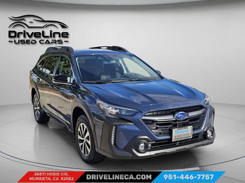 Used 2025 Subaru Outback Premium image 6