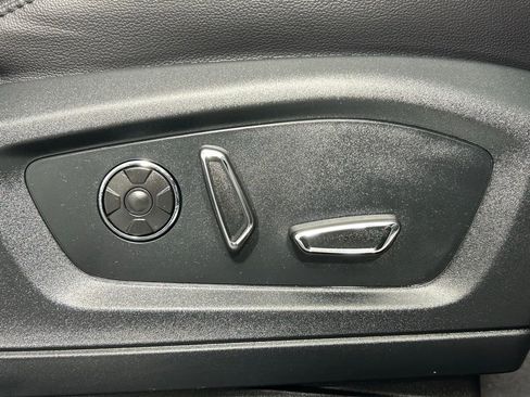 Used 2020 Ford Explorer ST w/ ST Street Pack image 11