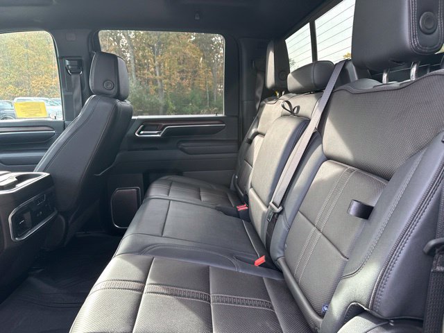 Used 2025 Chevrolet Silverado 3500 High Country w/ High Country Premium Package AWD/4WD image 21