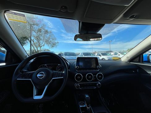 Used 2025 Nissan Sentra SV image 33