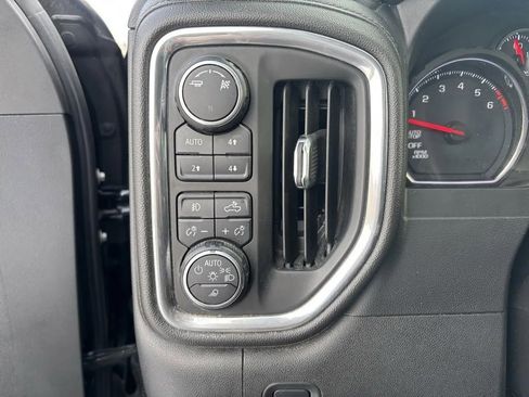 Used 2019 Chevrolet Silverado 1500 LT Trail Boss image 13