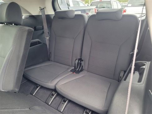 Used 2016 Kia Sorento LX w/ LX Convenience Package image 10