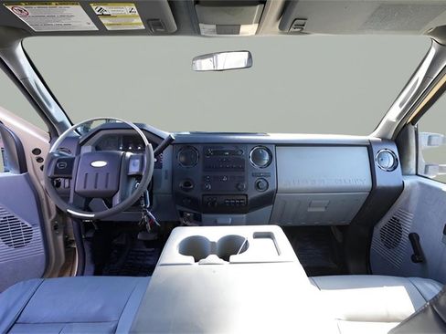 Used 2013 Ford F450 XL w/ Snow Plow Prep Pkg image 10