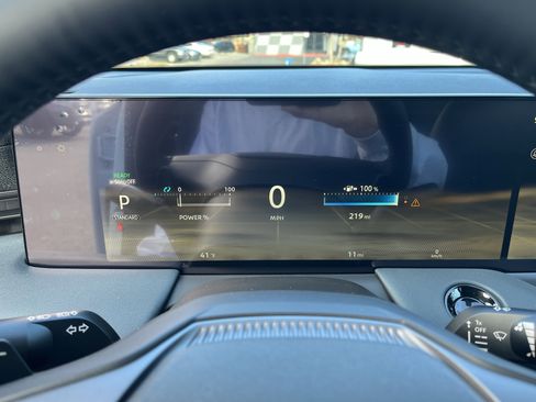 New 2026 Nissan Leaf SV+ image 16