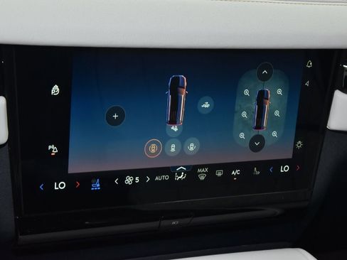 New 2026 Lincoln Navigator L Black Label AWD/4WD image 30