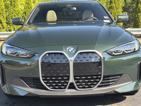 Used 2023 BMW i4 eDrive40 w/ Premium Package RWD image 18